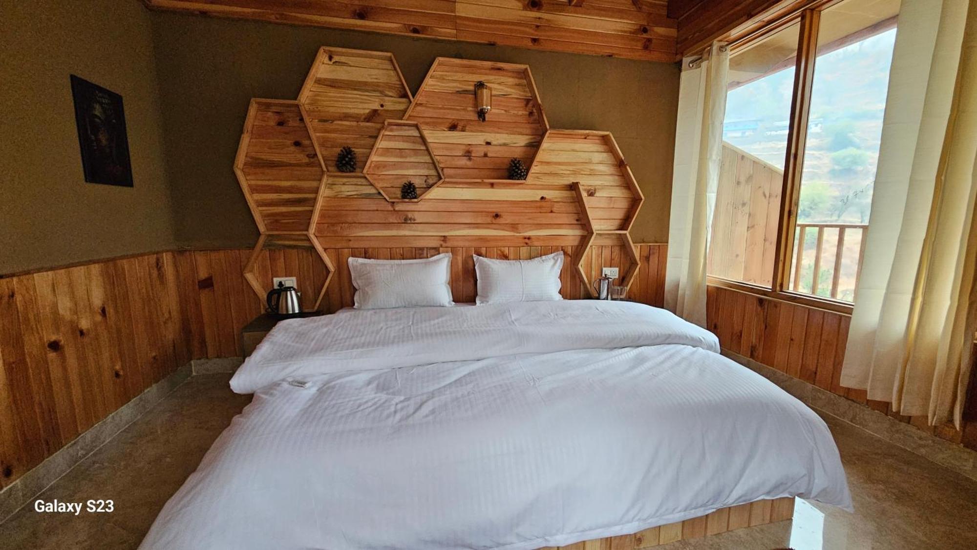 The Fiza Retreat Tirthan Banjar Экстерьер фото