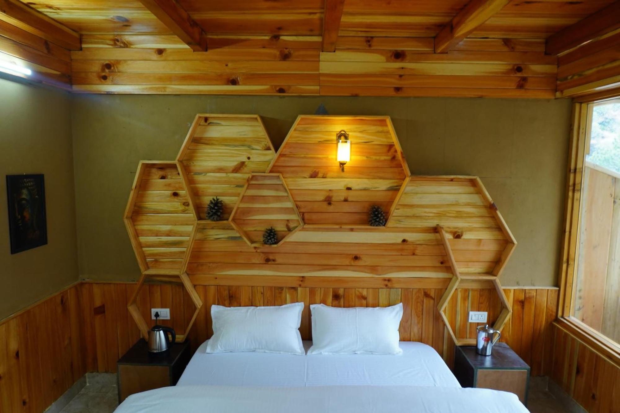 The Fiza Retreat Tirthan Banjar Экстерьер фото